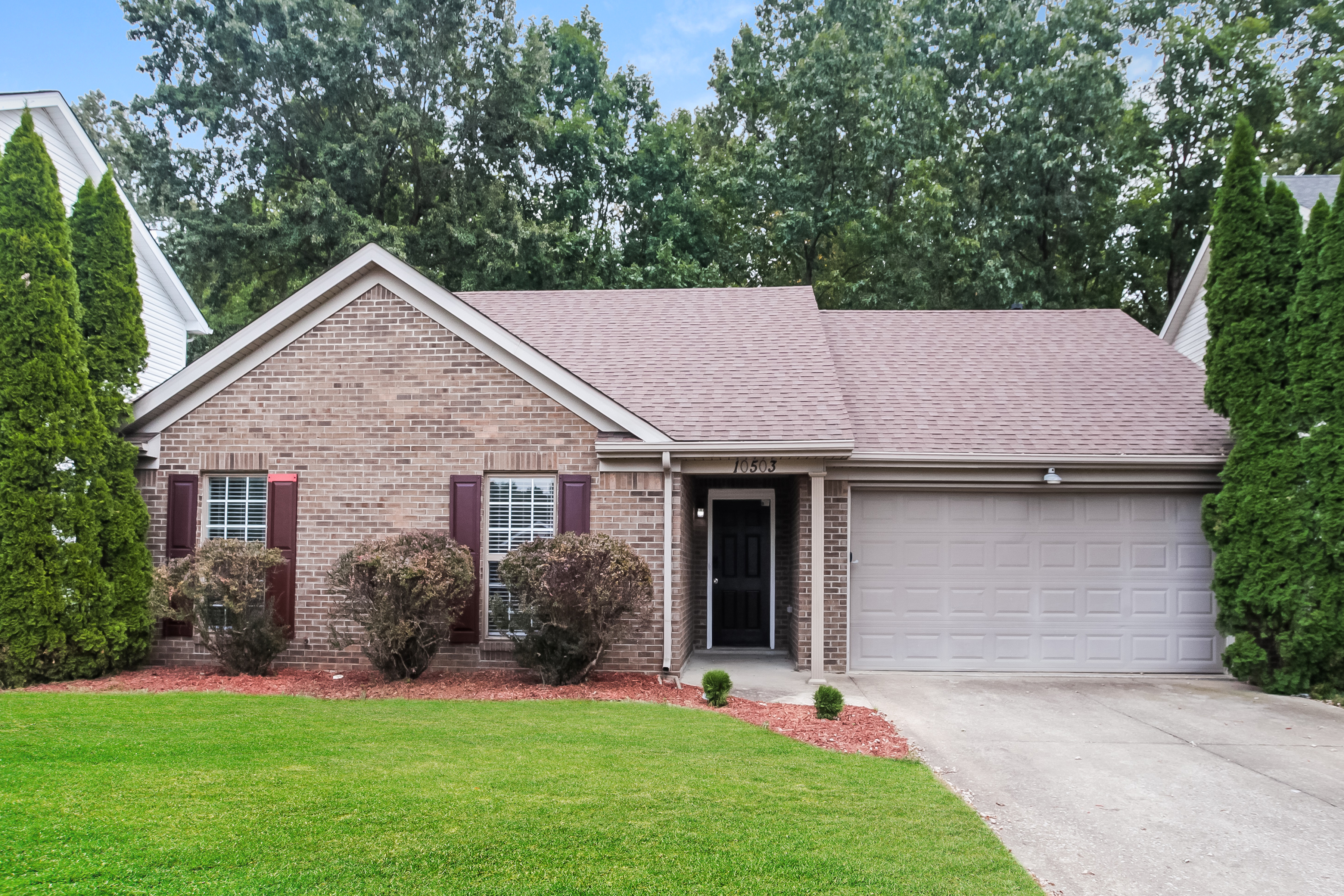 10503 IRVIN PINES DR LOUISVILLE, KY 40229